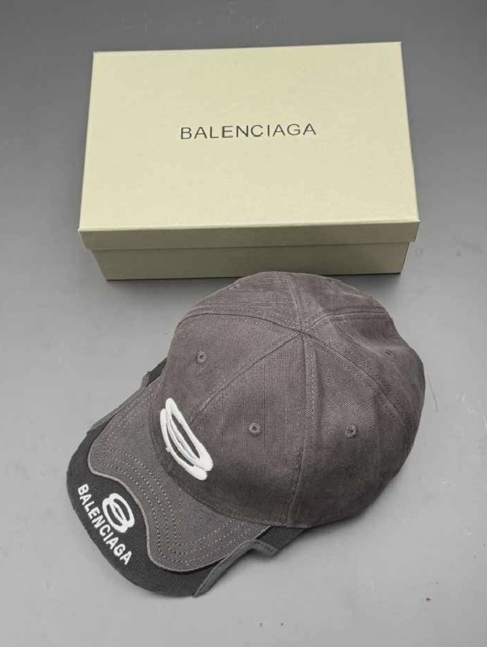 Balenciaga Brown Distressed Logo Baseball Cap - Picture 5 of 8